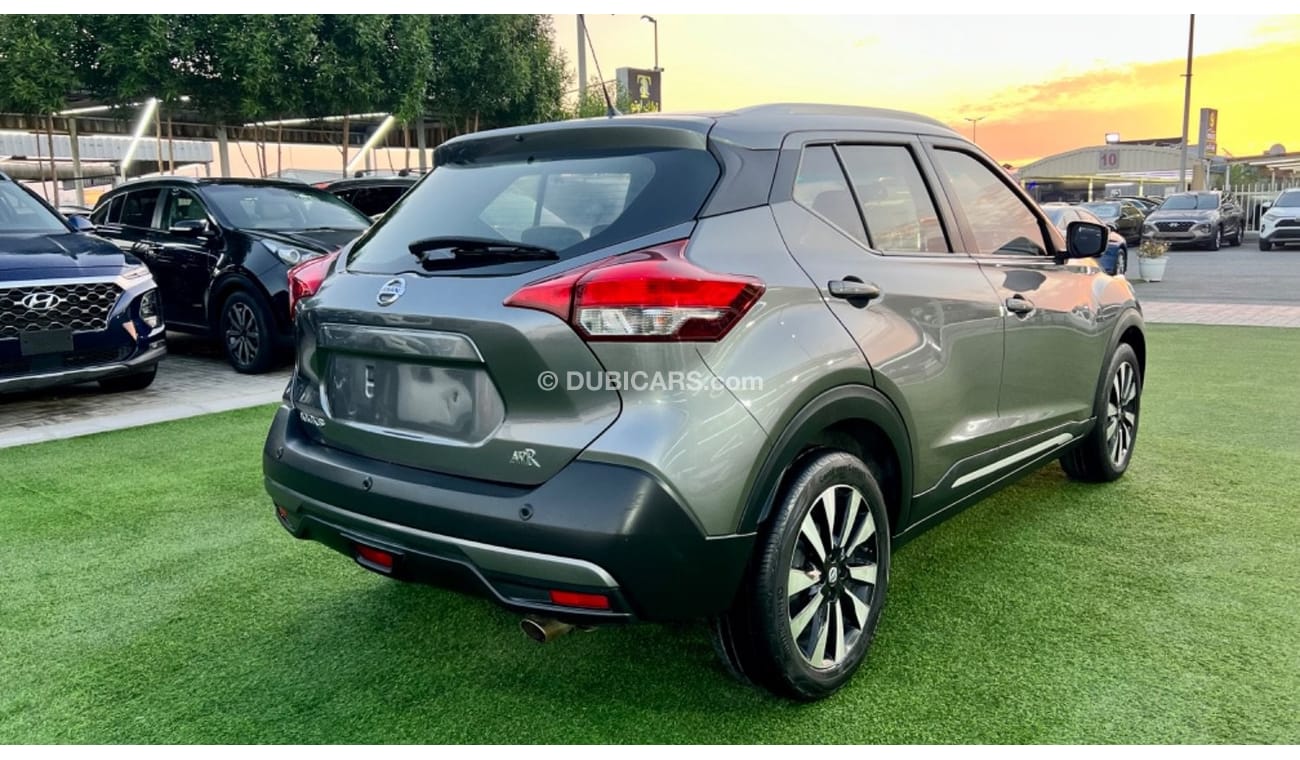 نيسان كيكس SV