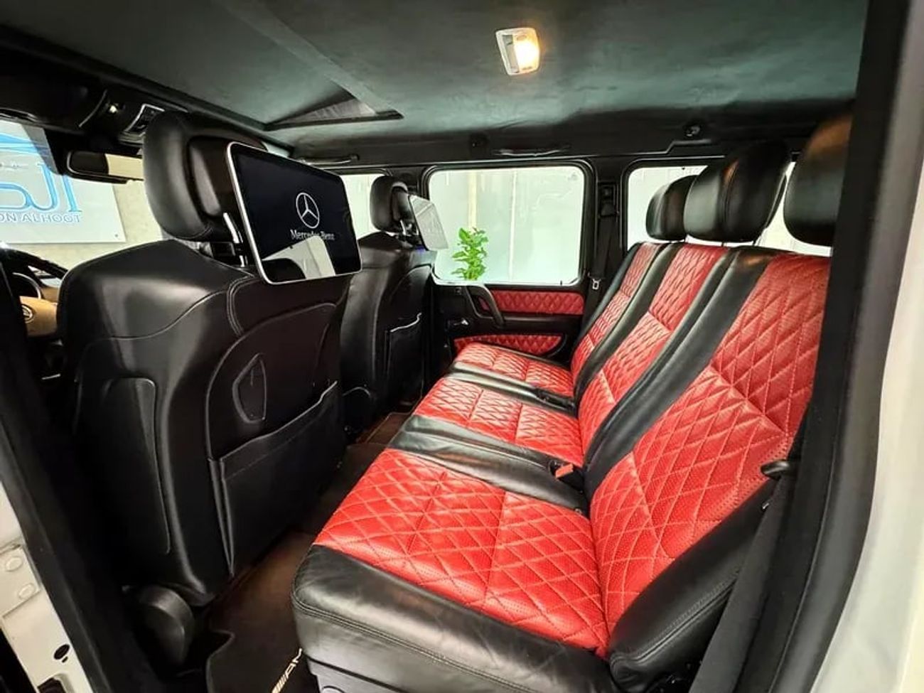 Mercedes-Benz G 63 AMG Std 5.5L