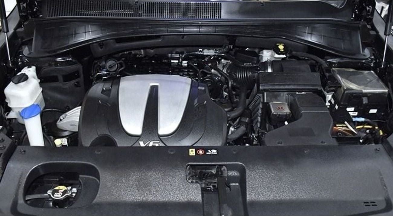 Kia Sorento EXCELLENT DEAL for our KIA Sorento AWD V6 ( 2016 Model ) in Black Color GCC Specs