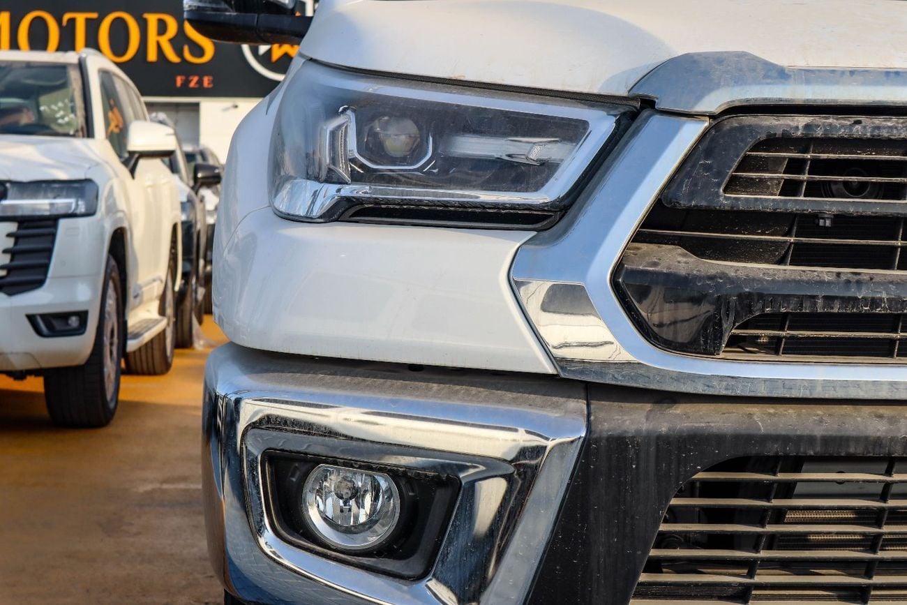 تويوتا هيلوكس  Toyota Hilux (TGN126) 2.7L 4WD – 2026 Model (Manual, 4 Doors)