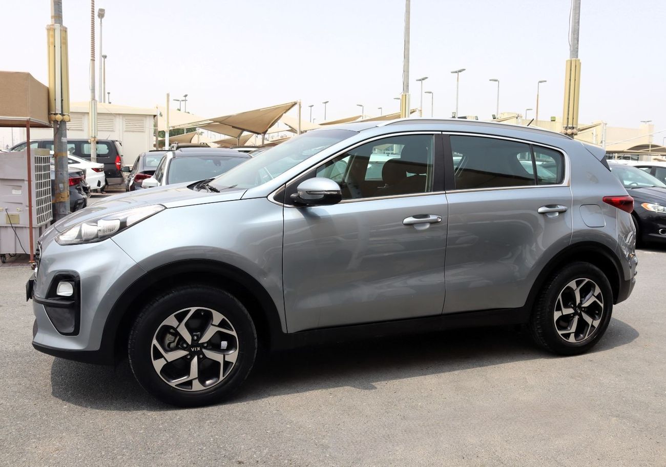 Kia Sportage EX ACCIDENTS FREE - GCC - ORIGINAL PAINT - 2 KEYS - PERFECT CONDITION INSIDE OUT