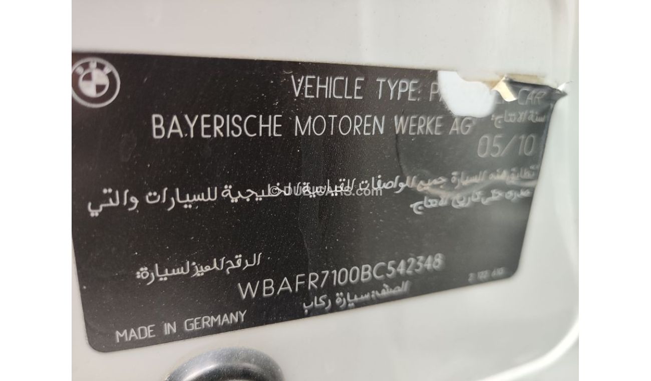 BMW 535i 2011 Full options Gulf specs sunroof navigation camera