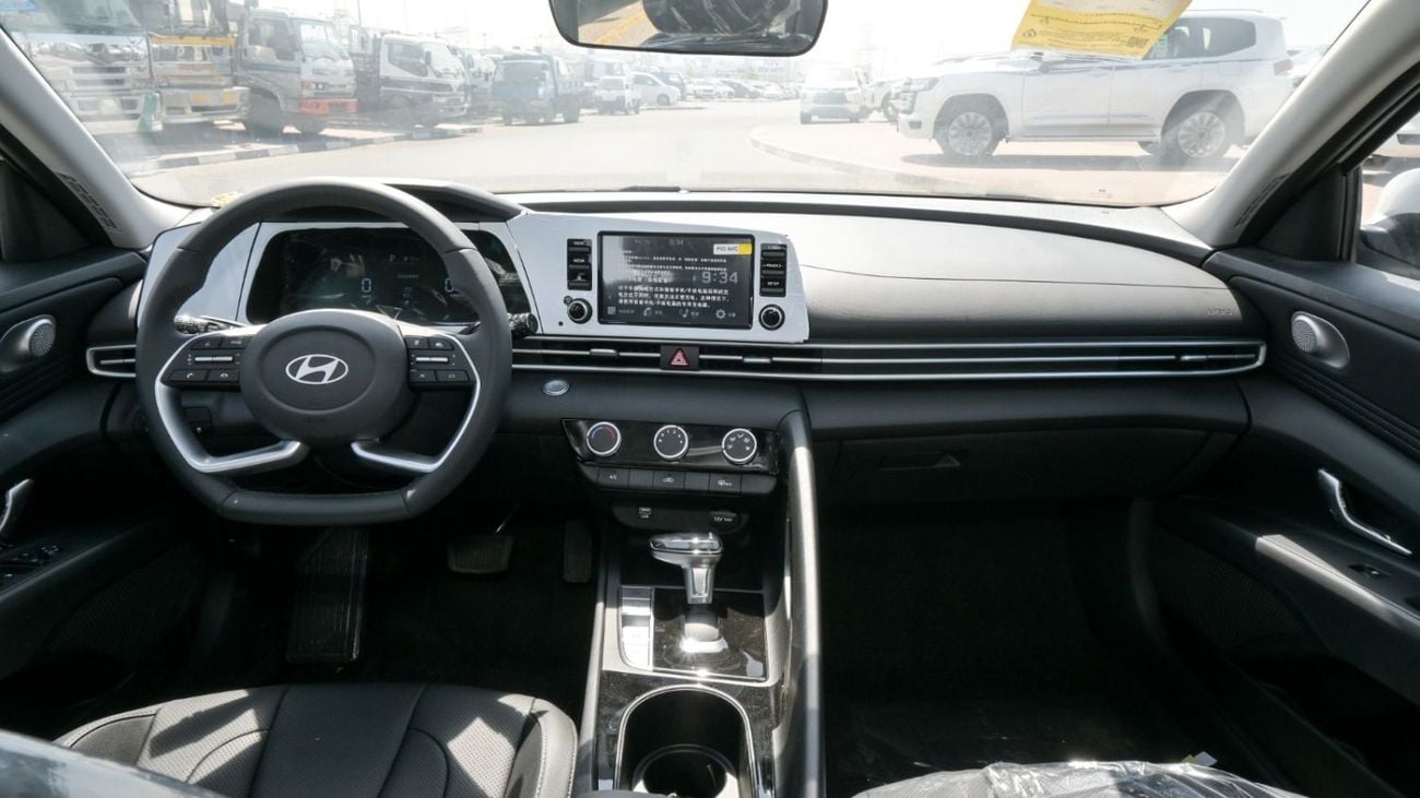 هيونداي إلانترا سمارت Hyundai Elantra - 1.5L PETROL - Chinese Specs MODEL 2025(Export)