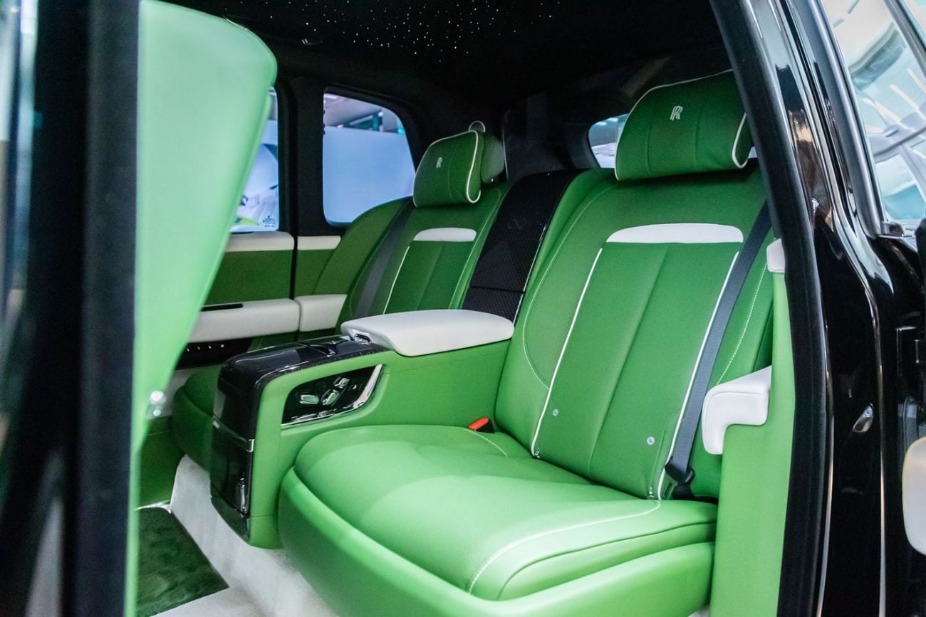 Rolls Royce Cullinan BLACK BADGE