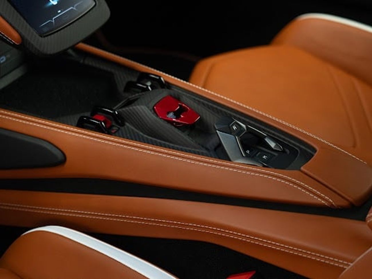 لامبورغيني ريفويلتو 6.5L V12 Hybrid