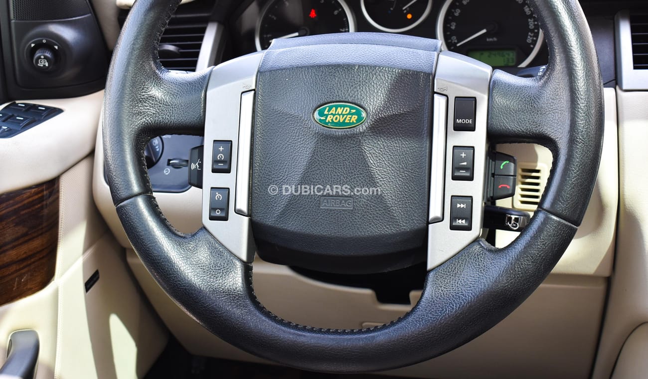 لاند روفر رينج روفر سبورت خليجى موديل 2009 فتحة جلد رنجات حساسات مثبت سرعة تحكم بحالة ممتازة