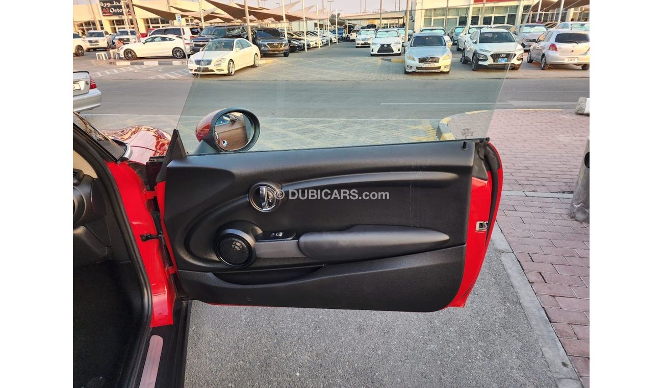 Mini Cooper Std Mini Cooper_2015_Excellent_Condition _Full option