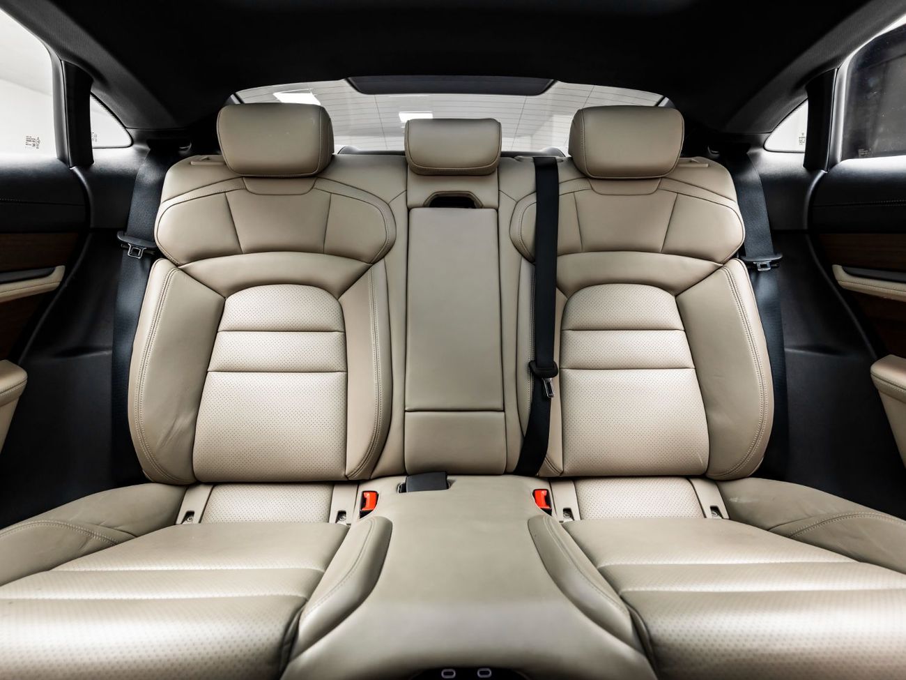 Porsche Taycan Base 2021 Porsche Taycan, Porsche Warranty, Full Service History, Low KMs, GCC