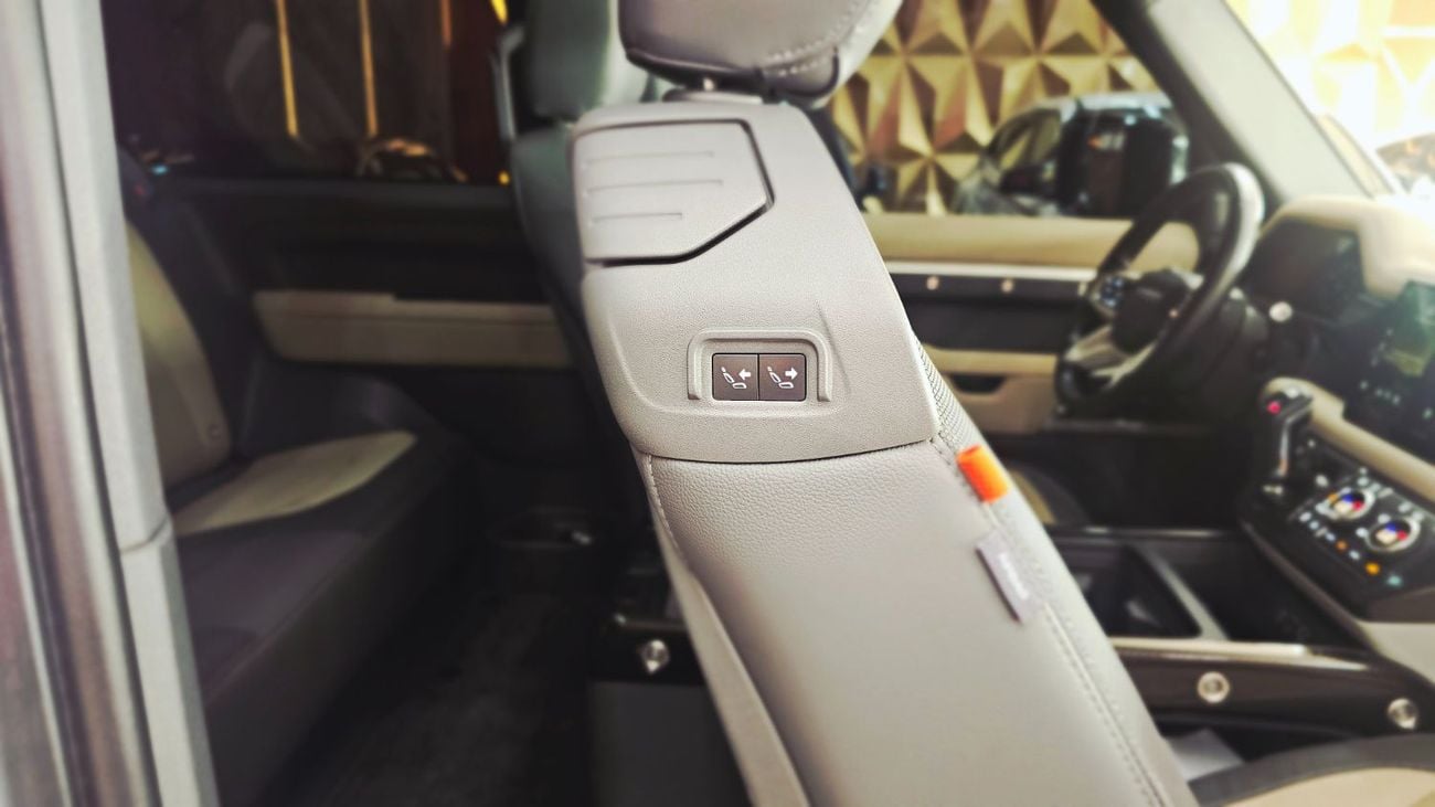 لاند روفر ديفندر 90 X-DYNAMIC SE P400 Land Rover Defender 90 SE P400 X Dynamic URBAN