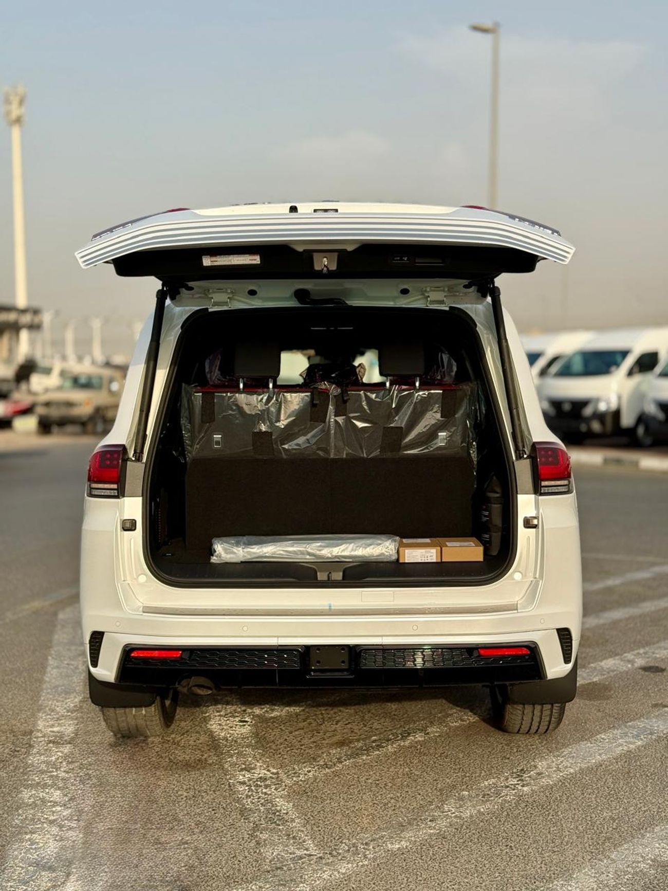 Toyota Land Cruiser VXR 3.5L