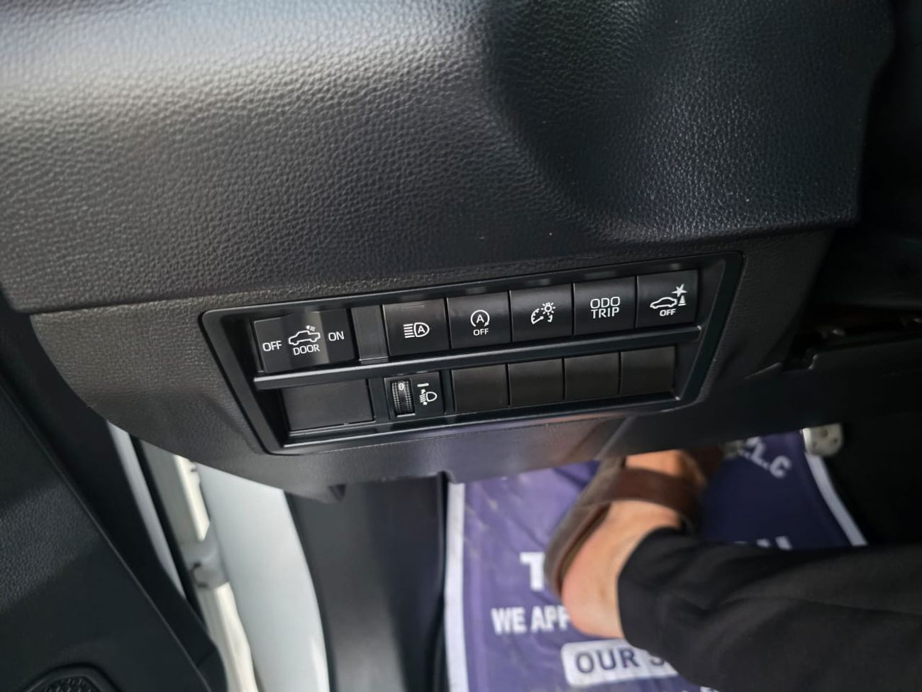 تويوتا تاندرا Crewmax