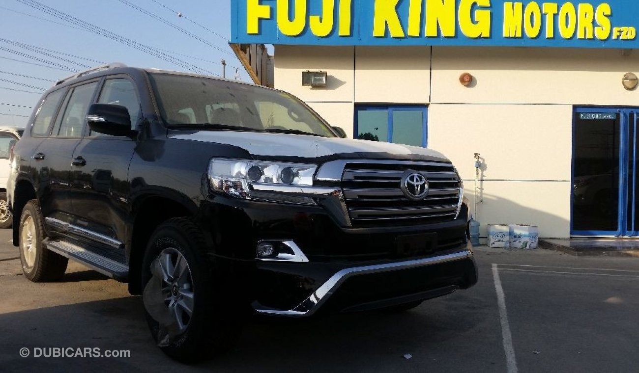 Toyota Land Cruiser GXR V8 Black Diesel 2020