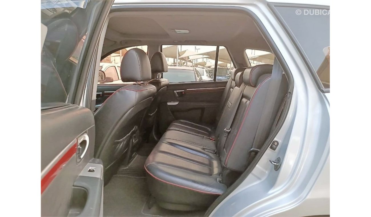 Hyundai Santa Fe MXL / DIESEL - ACCIDENTS FREE/ CAR IS IN PERFECT INSIDE OUT