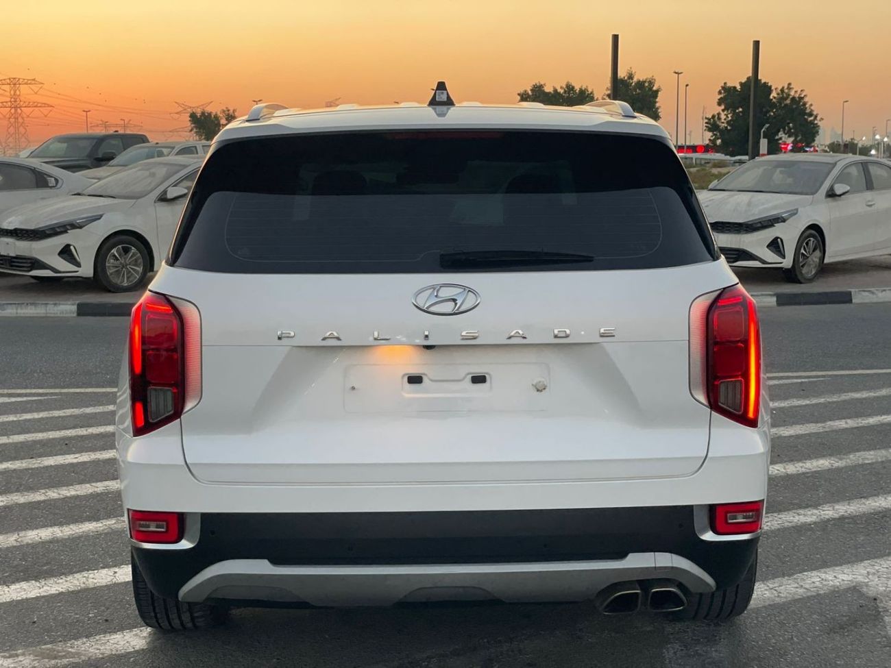 Hyundai Palisade 2021 Hyundai Palisade Premium Limited Full Option No Sunroof - Korean Specs Clean Title - 360* CAM -