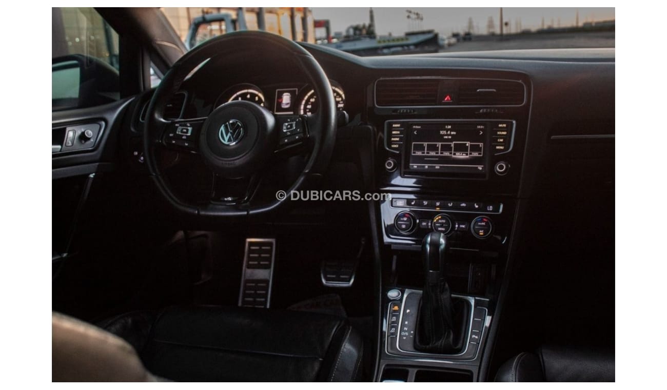 Volkswagen Golf Volkswagen Golf R 2016   Price 57000dirhams  Mileage 163,000 km  Gulf specifications, very, very cle
