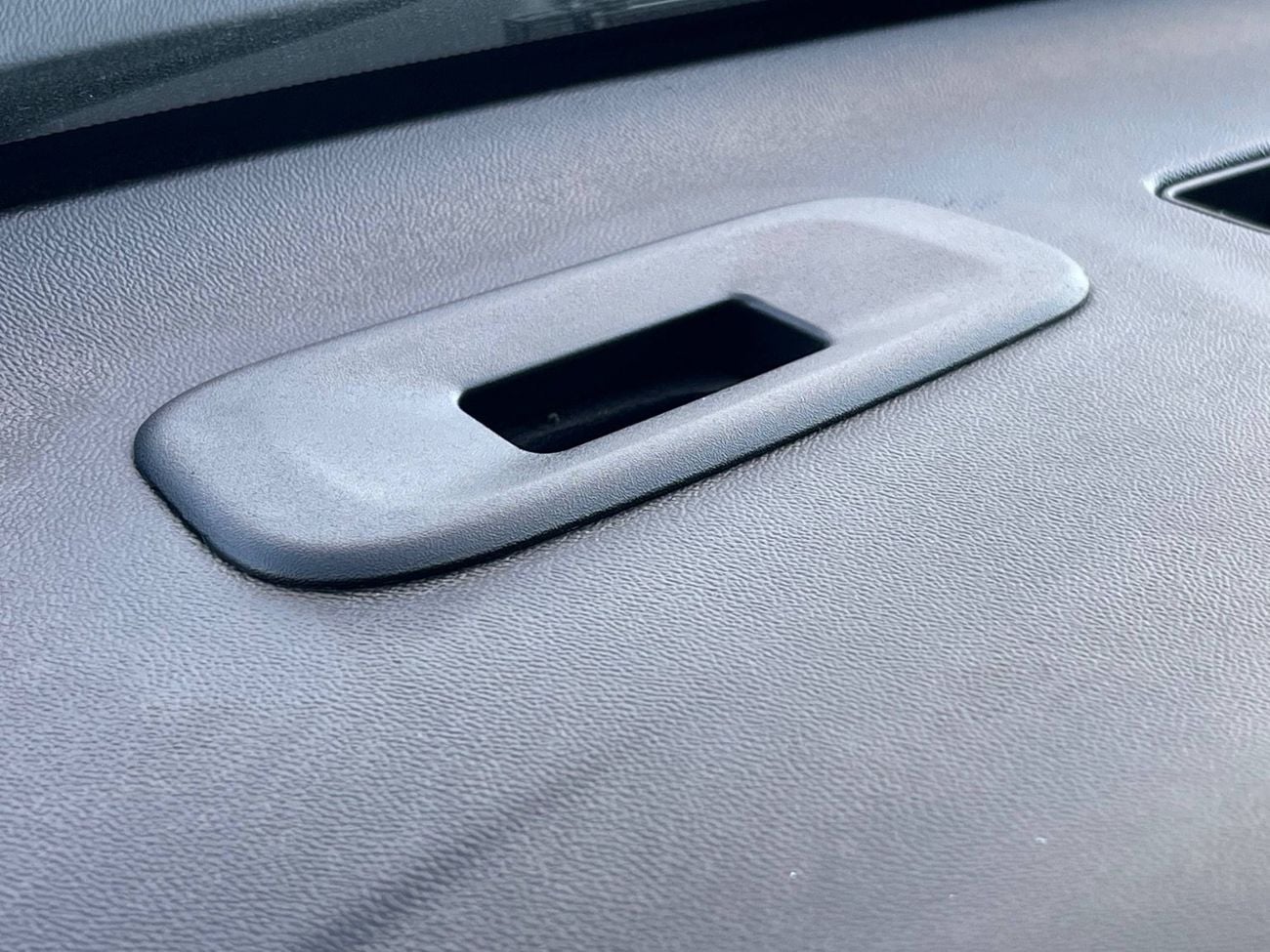 Chevrolet Malibu LS 1.5L RS BLACK EDITION / 1.5T V4 / RADAR / LINE KEEP ASSIST / APPLE ANDROID AUTO / RIMS / WING