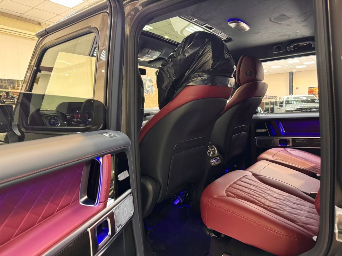 مرسيدس بنز G 63 AMG STD DOUBLE NIGHT PACKAGE 2026