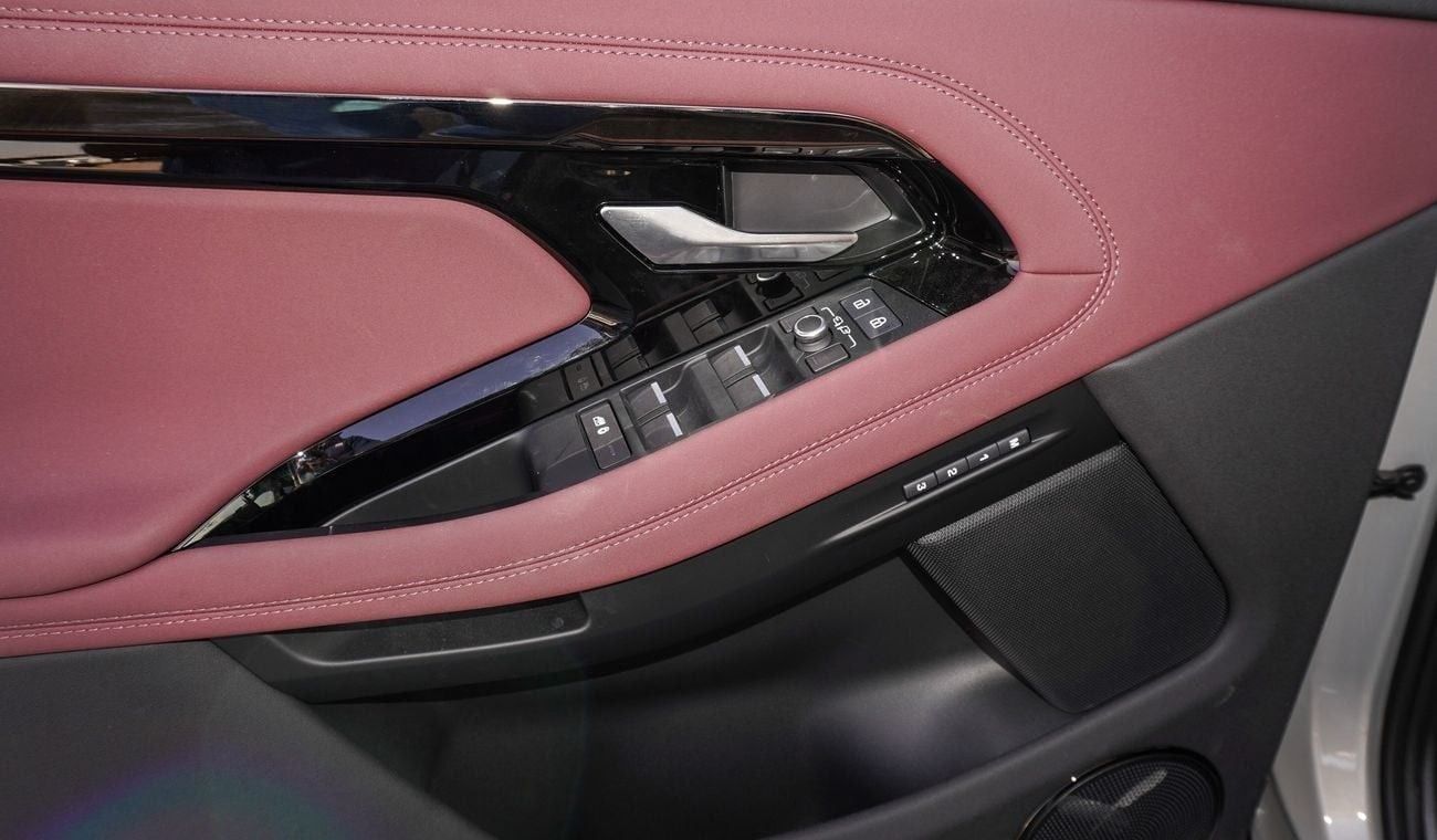 Land Rover Range Rover Evoque P250 DYNAMIC SE