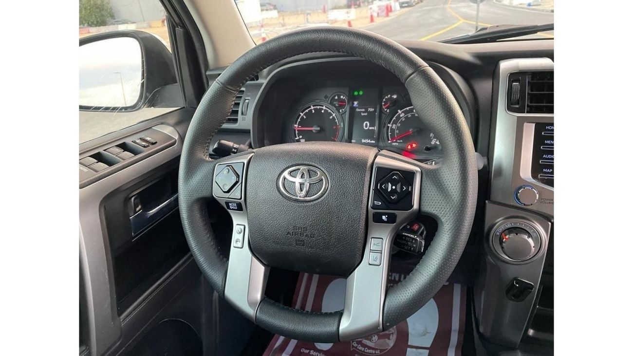 تويوتا Runner4 2021 SR5 PREMIUM SUNROOF 4x4 FULL OPTION US SPEC