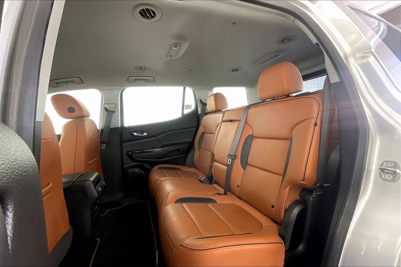 جي أم سي أكاديا AT4 | National Day Celebration | شامل الضمان | 0 ﺪﻔﻋﺓ ﺃﻮﻟﻯ