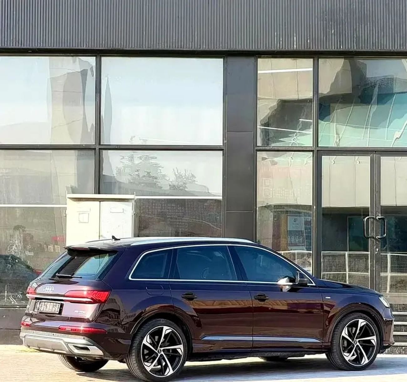 Audi Q7 55 TFSI quattro S line GCC Specs
