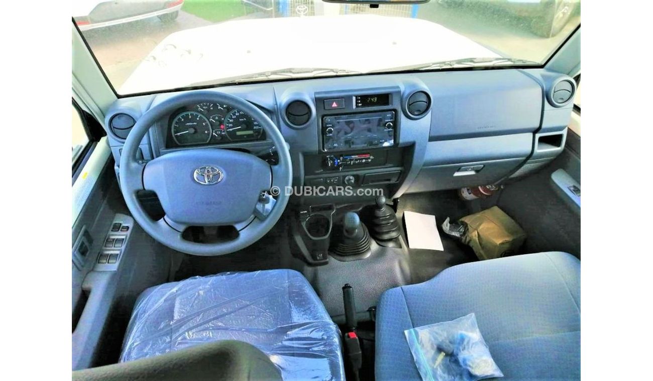 Toyota Land Cruiser Pick Up double cab  4x4