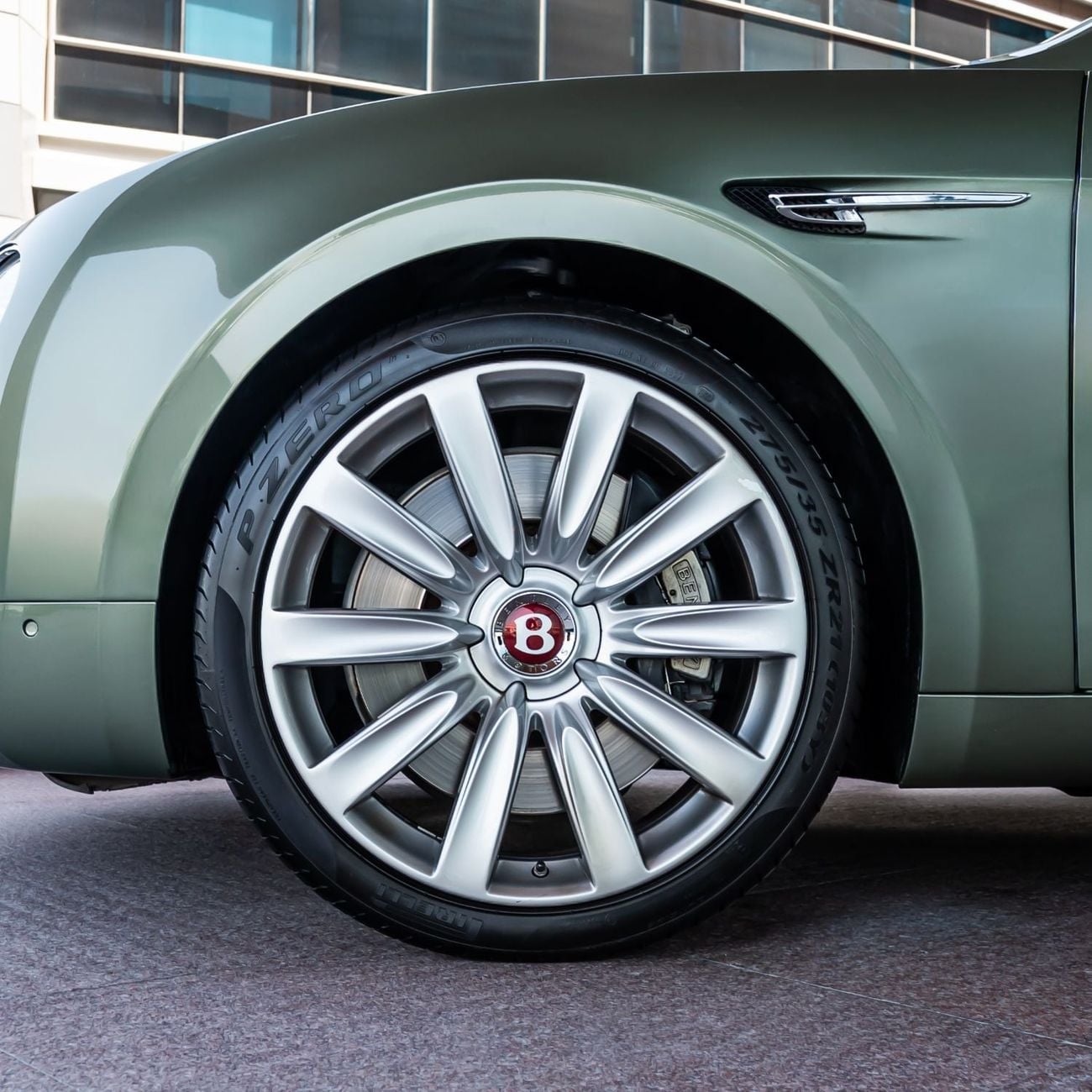 بنتلي فلاينج سبور V8 بنتلي فلاينج سبير 2015، خليجية، قطعت مسافة 40,000 كم فقط