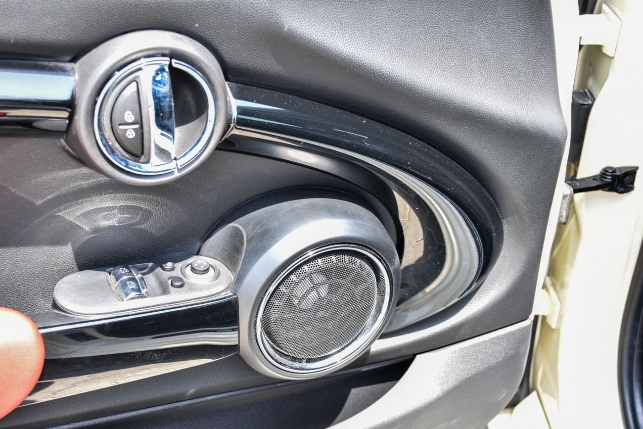 Mini John Cooper Works Cabrio Mini cooper works Model 2021 Gcc specs Full check agency, Under warranty Original paint no accident