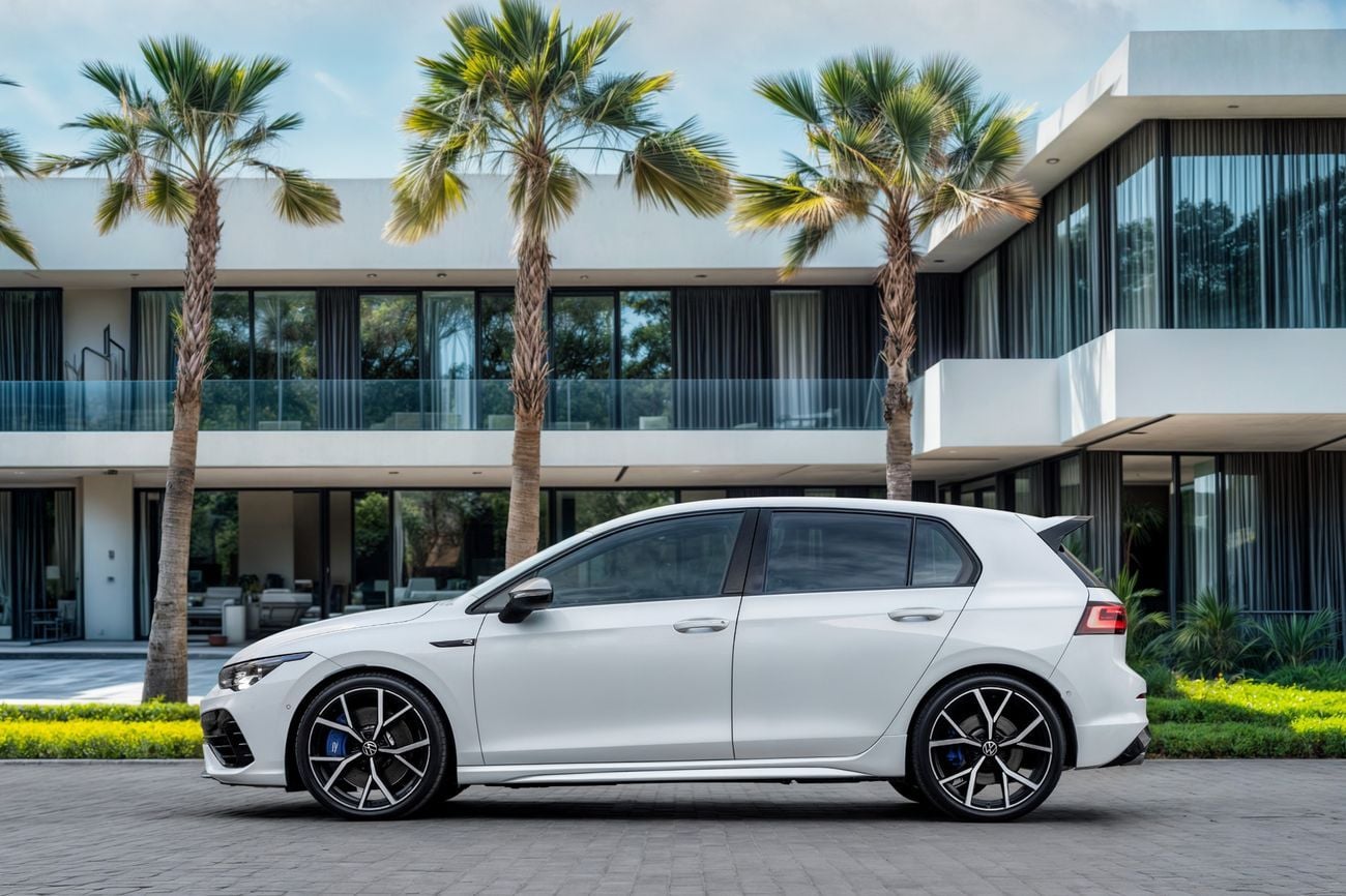 فولكس واجن جولف Golf R | 3,428 P.M | 0% Downpayment | LEATHER | SUNROOF | VW WARRANTY! | Ramadan Offer!