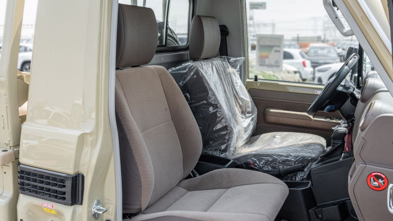 Toyota Land Cruiser Pick Up 2026 Toyota Land Cruiser LC79 2.8L AT Diesel (Beige-Brown) Basic