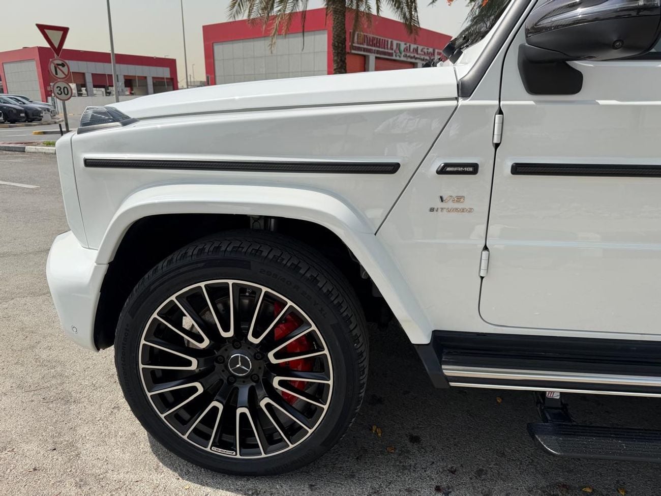 Mercedes Benz G63 AMG STD NIGHT PACKAGE
