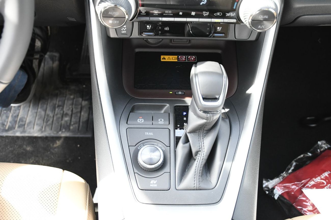 تويوتا راف ٤ Limited 2.5L Hybrid Full Option (Saudi Spec) Ready Stock