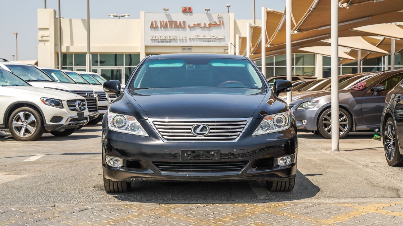 لكزس LS 460