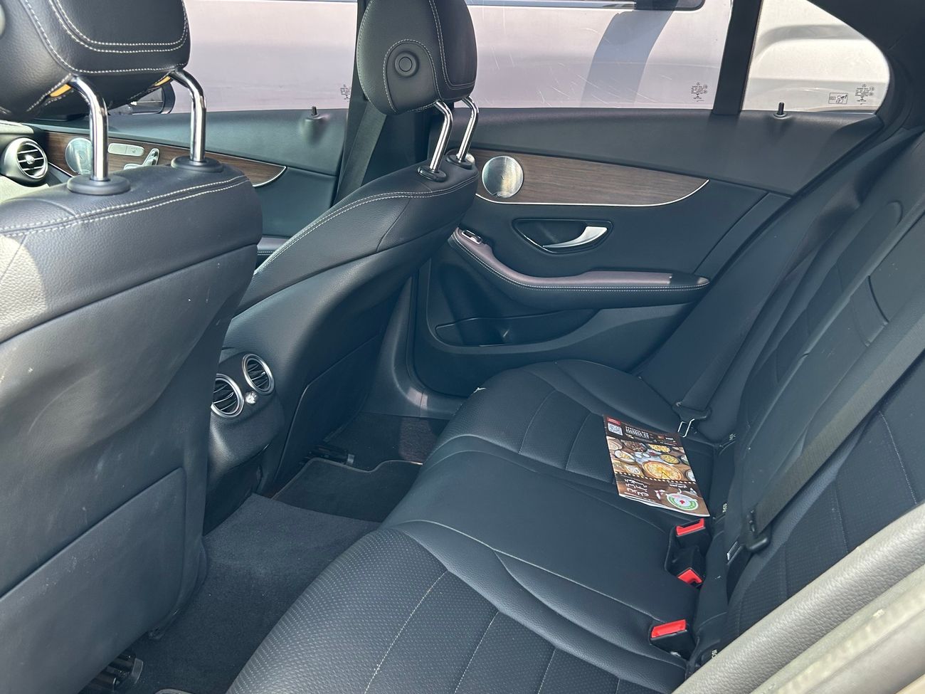 مرسيدس بنز C 300