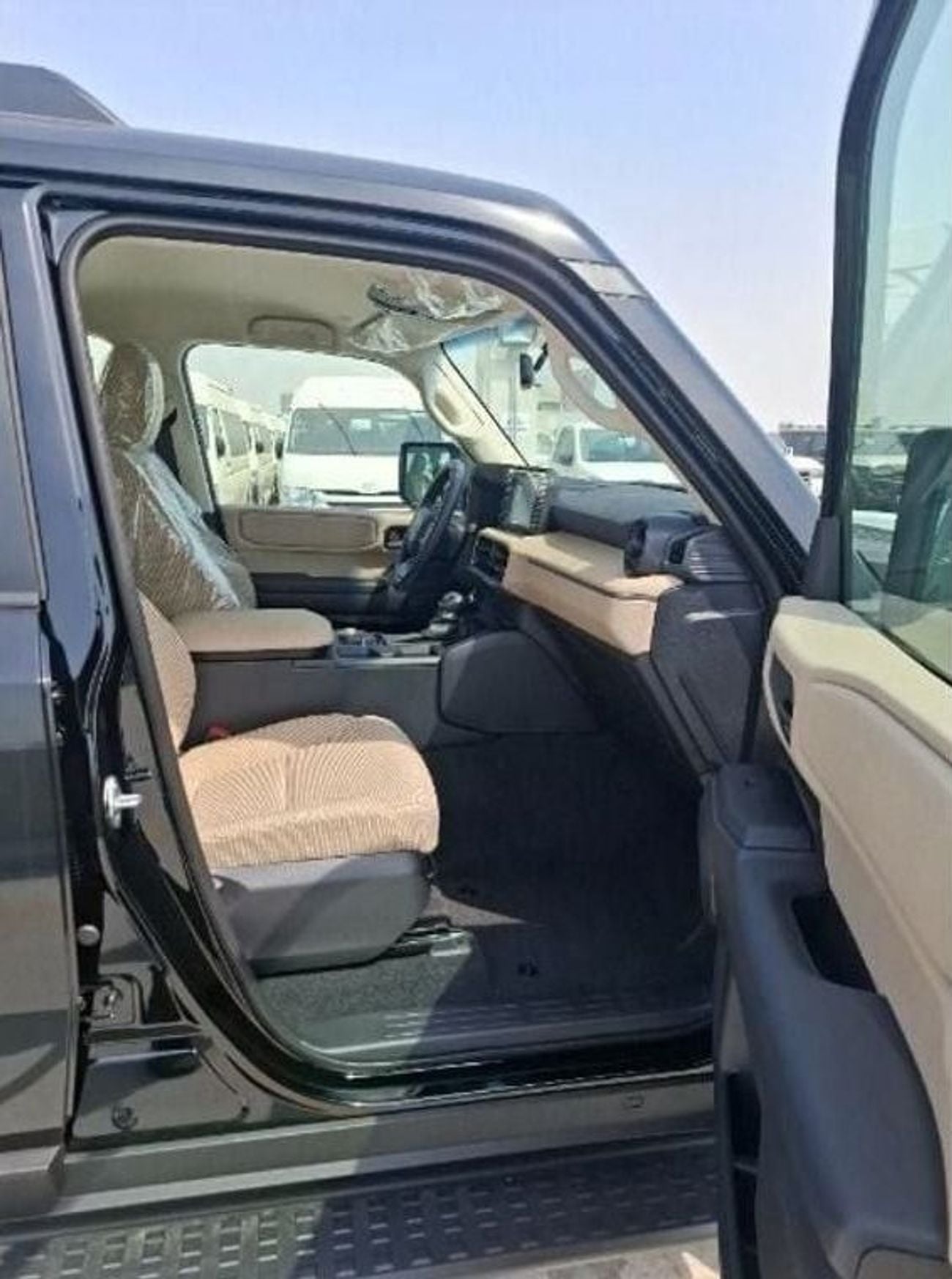 تويوتا برادو GXR TOYOTA PRADO TX 2.8L DIESEL ALL ROUNDER - LHD