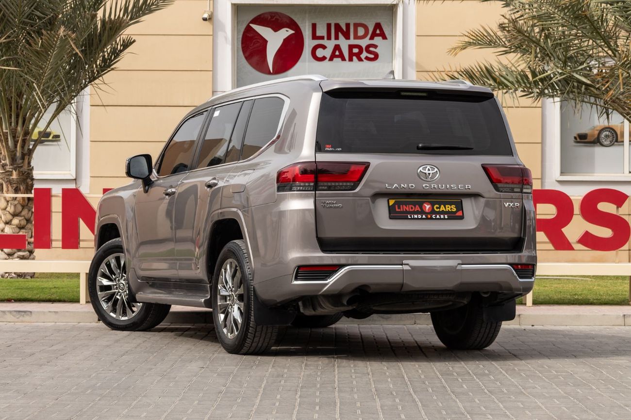 تويوتا لاند كروزر VXR 3.5L