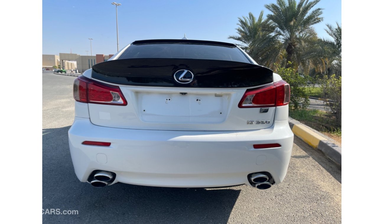 Lexus IS350