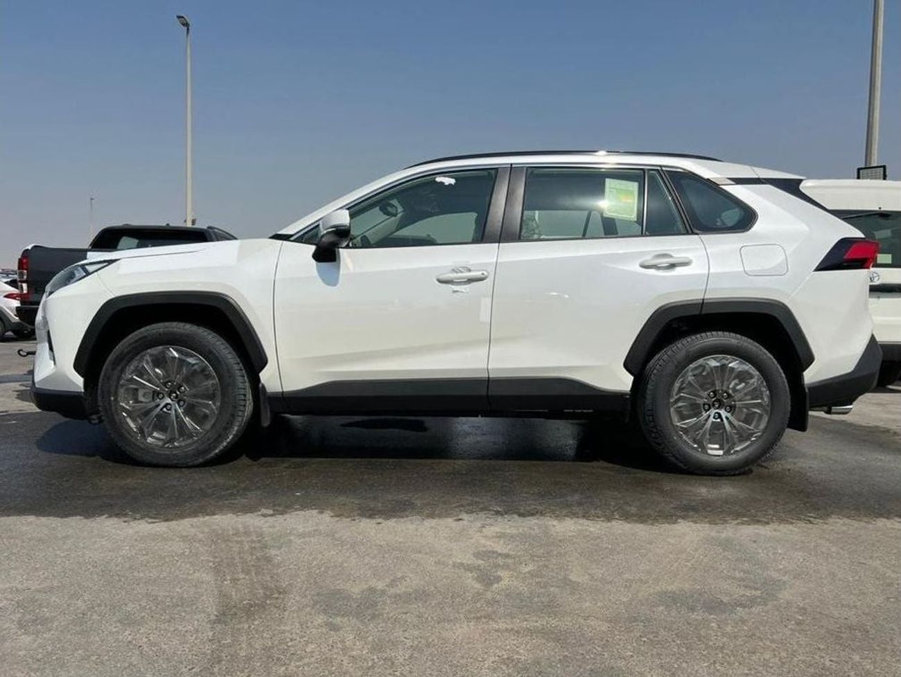 تويوتا راف ٤ 2.5L AWD XLE G PETROL AUTOMATIC TRANSMISSION