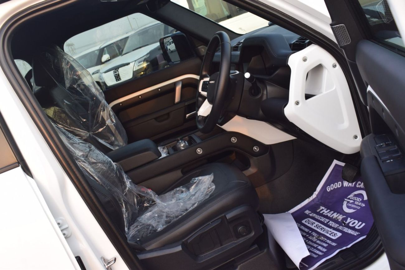 لاند روفر ديفندر 2024 LAND ROVER DEFENDER