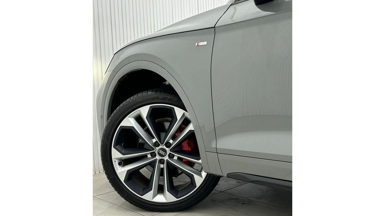 Audi Q5 45 TFSI quattro S Line 2022 Audi Q5 45TFSI S-Line Quattro, June 2027 Audi Warranty + Service Pack, L