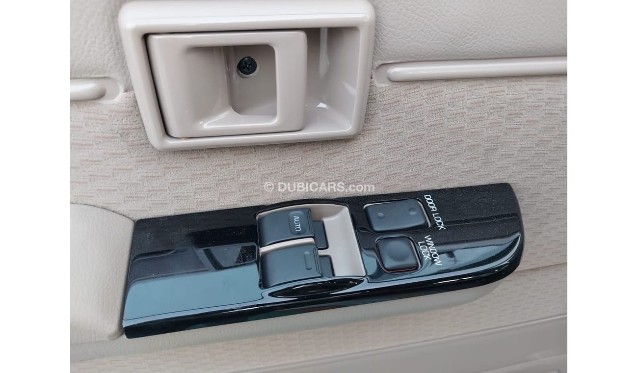 Toyota Land Cruiser Pick Up single Cabin 4.5L Diesel M/T 4X4 Beige color with Winch