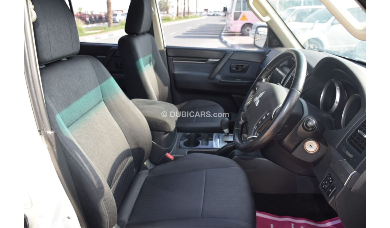 ميتسوبيشي باجيرو