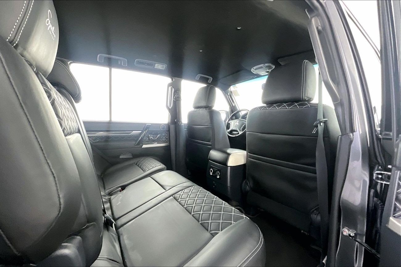 Mitsubishi Pajero Signature Edition | National Day Celebration | Guaranteed Warranty | 0 Down Payment