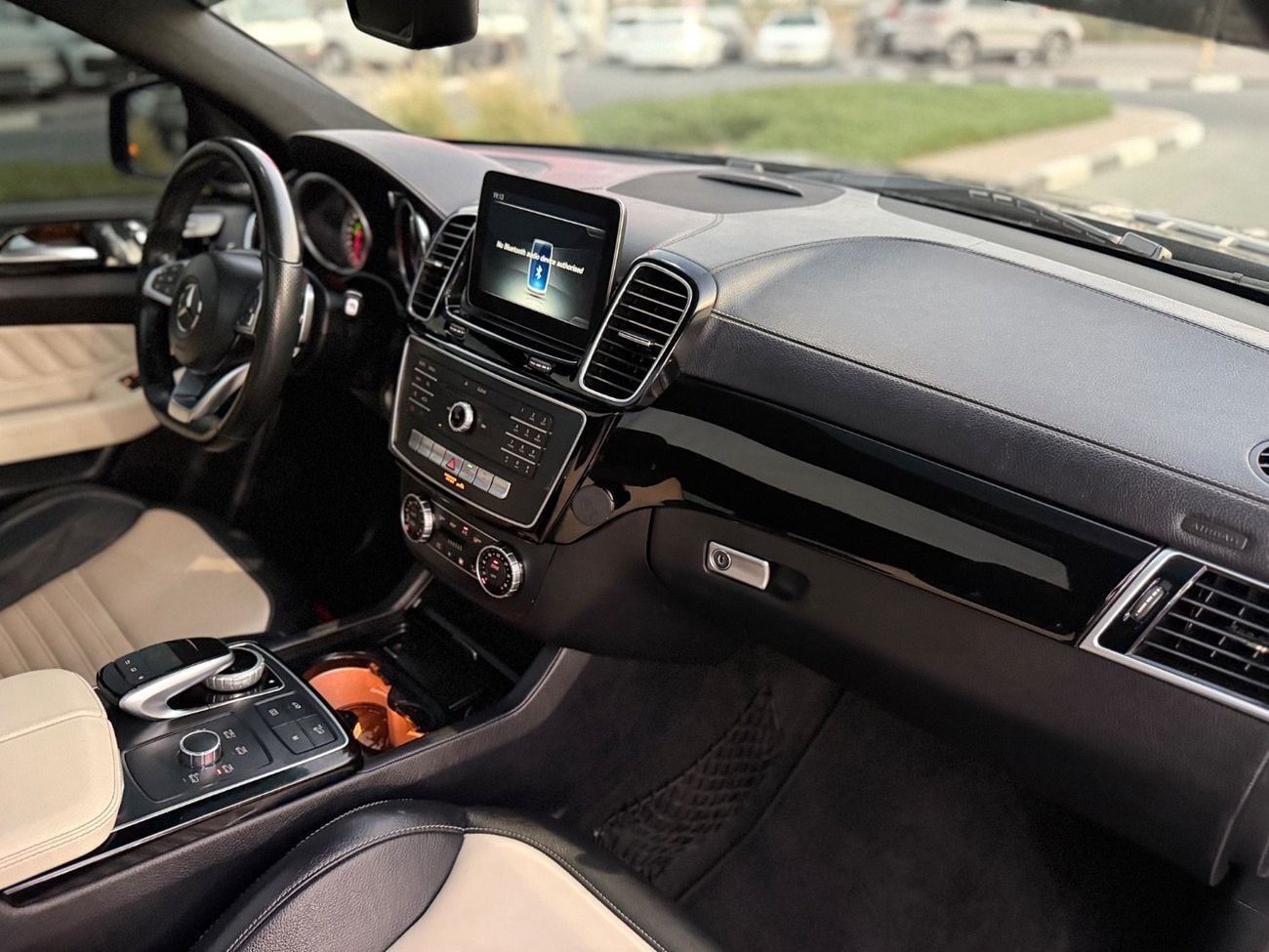 Mercedes Benz GLE43 AMG STD Mercedes Benz GLE 43 AMG Coupe 3.0L