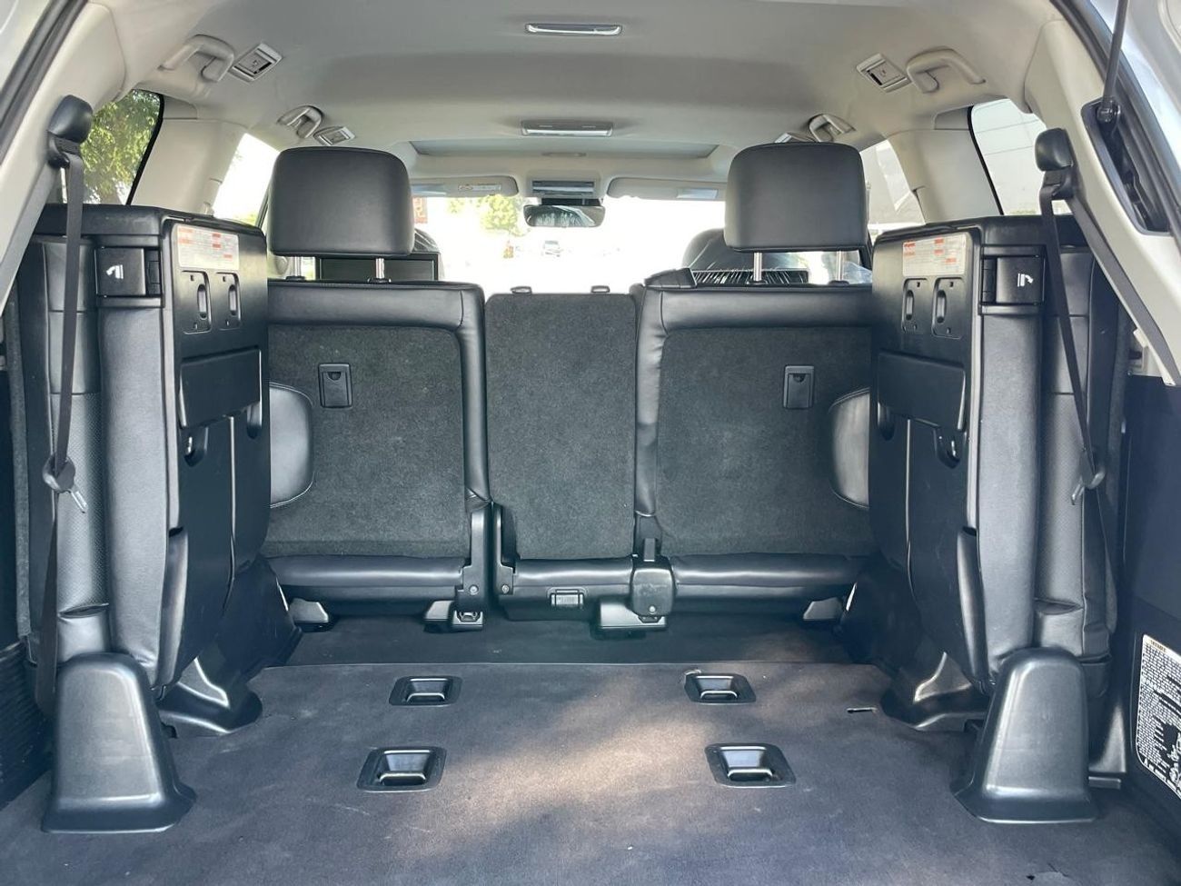 تويوتا لاند كروزر Diesel Engine Right Hand Drive 4.5 Liter Shape Modified To L C 300