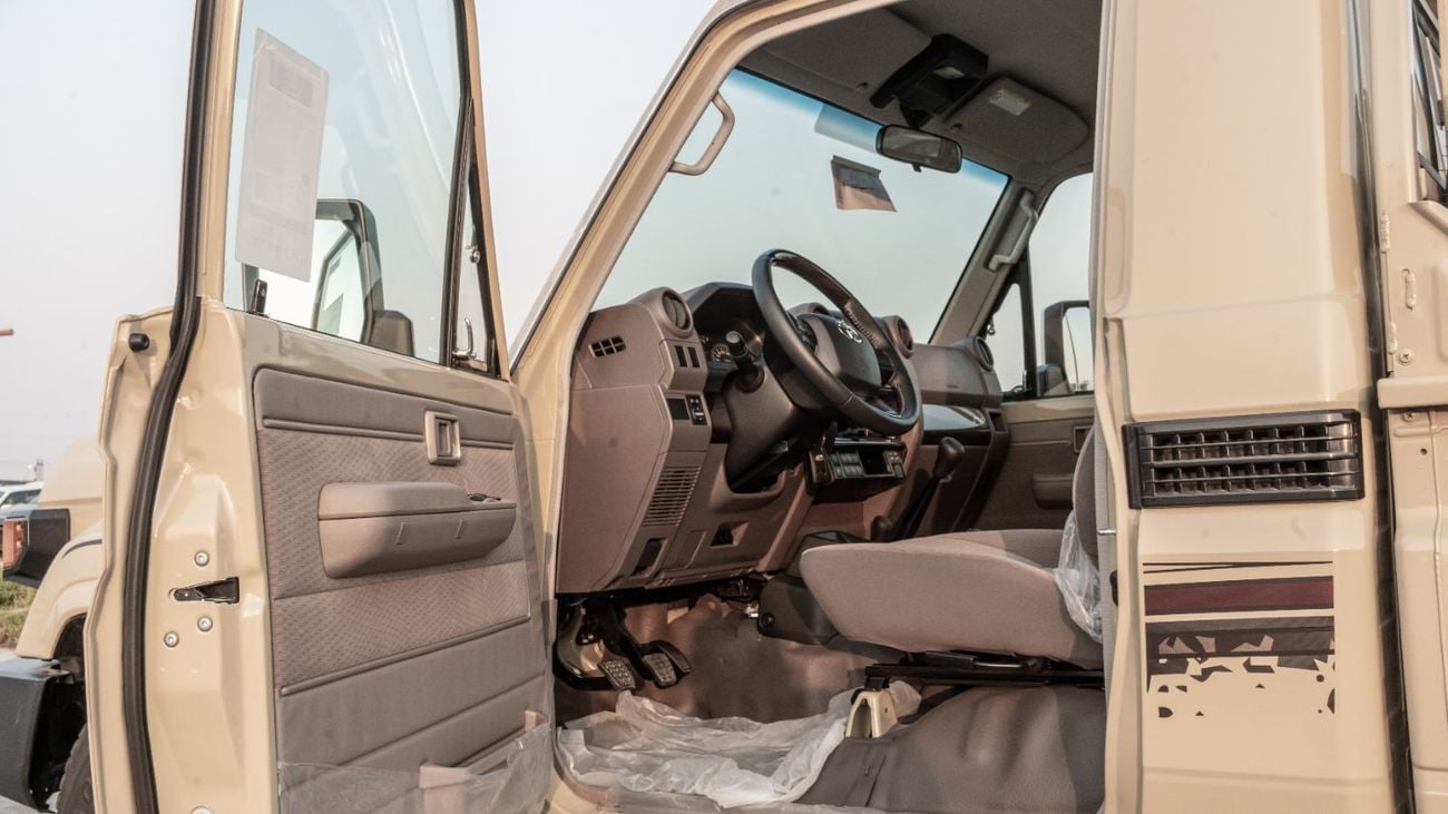 Toyota Land Cruiser Pick Up 2025 Toyota Land Cruiser LC79 4.0L MT Petrol Basic (Omani)