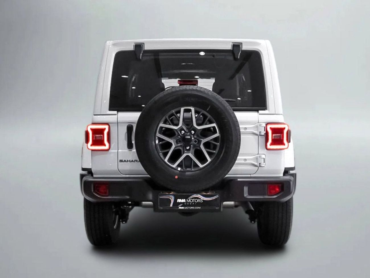 جيب رانجلر Unlimited Sahara 2.0L A/T