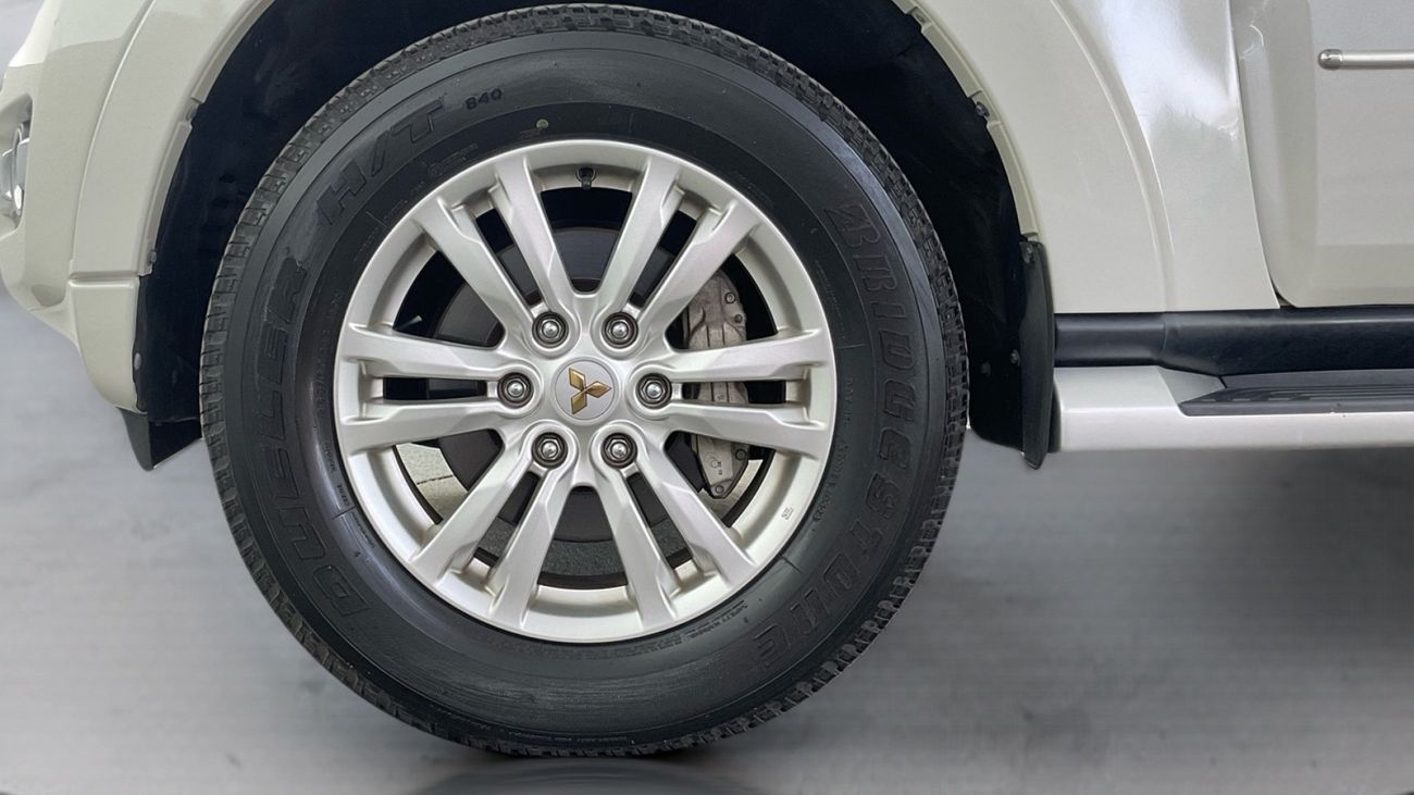 Mitsubishi Pajero GLS HIGHLINE | Guaranteed Warranty | 0 Down Payment