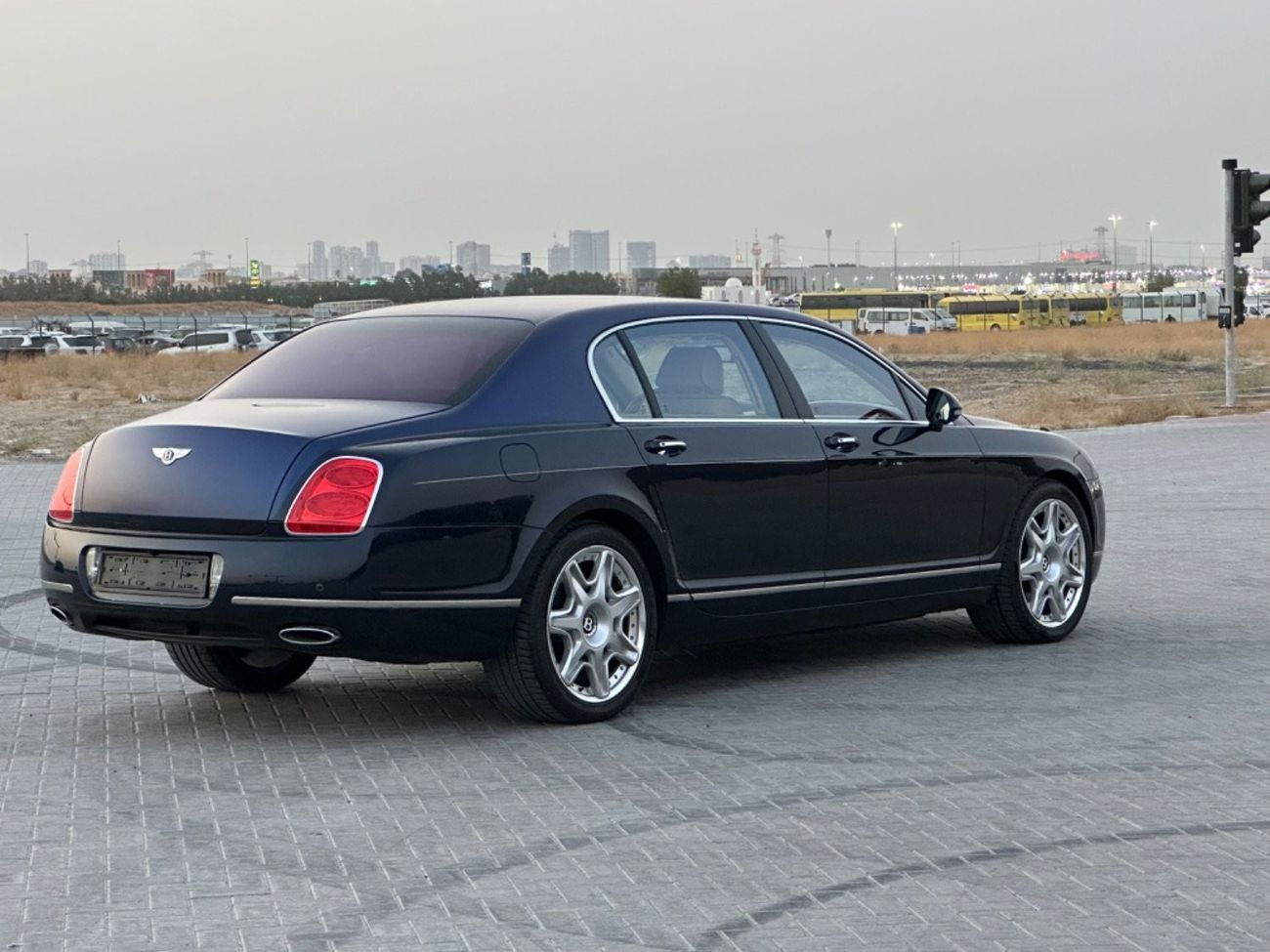 Bentley Continental Flying Spur MODEL 2010 GCC CAR PERFECT CONDITION INSIDE AND OUTSIDE FULL OPTION