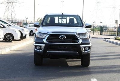 Toyota Hilux HILUX AT 2.4L  Mid AT DIESEL Grey
